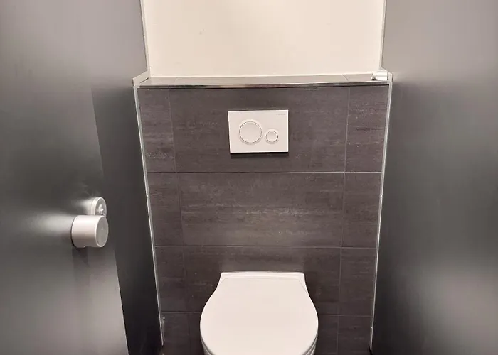 Mc Monti Nord Pansiyon Köln